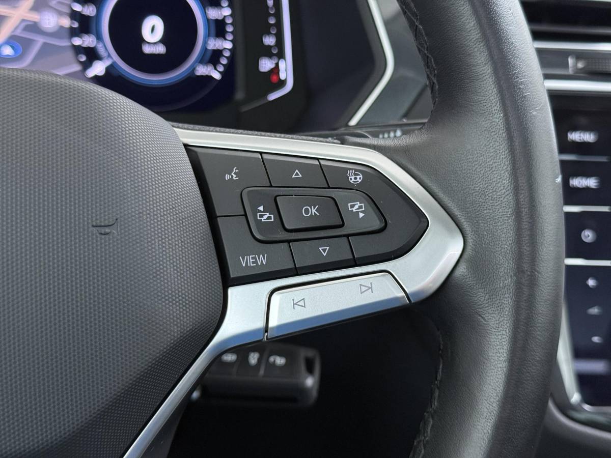 Volkswagen Tiguan Volkswagen Tiguan 1.4 TSI eHybrid PHEV DIRECT LEVERBAAR | RECENT ONDERHOUD UITGEVOERD | 360 CAMERA ZICHT | STOEL- EN STUURWIELVERWARMING | PANORAMADAK | INCLUSIEF 12 MAANDEN BOVAG-GARANTIE