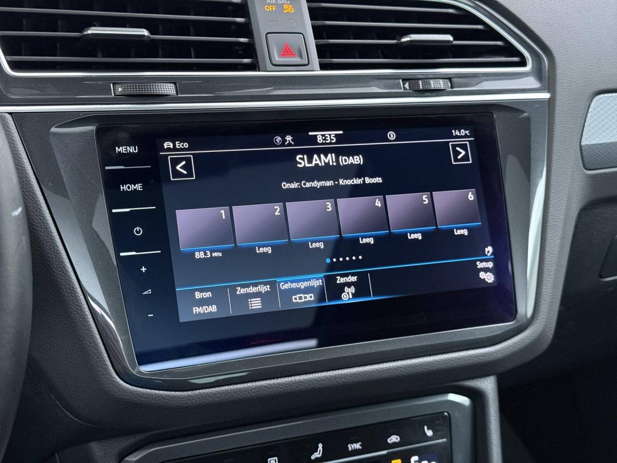 Volkswagen Tiguan Volkswagen Tiguan 1.4 TSI eHybrid PHEV DIRECT LEVERBAAR | RECENT ONDERHOUD UITGEVOERD | 360 CAMERA ZICHT | STOEL- EN STUURWIELVERWARMING | PANORAMADAK | INCLUSIEF 12 MAANDEN BOVAG-GARANTIE