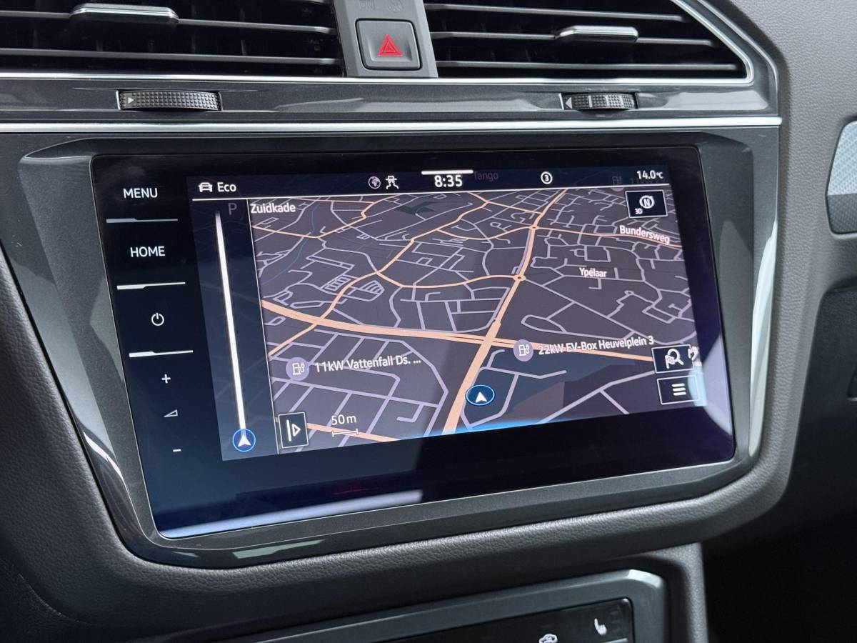 Volkswagen Tiguan Volkswagen Tiguan 1.4 TSI eHybrid PHEV DIRECT LEVERBAAR | RECENT ONDERHOUD UITGEVOERD | 360 CAMERA ZICHT | STOEL- EN STUURWIELVERWARMING | PANORAMADAK | INCLUSIEF 12 MAANDEN BOVAG-GARANTIE