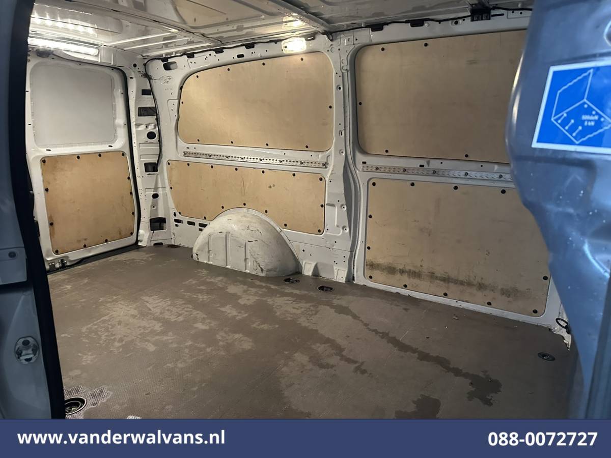 Mercedes-Benz Vito Mercedes-Benz Vito 116 CDI 163pk L3H1 Euro6 Airco | Camera | Apple Carplay | Cruisecontrol | Stoelverwarming Android Auto, Bijrijdersbank