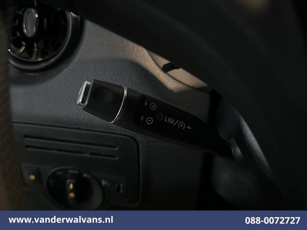 Mercedes-Benz Vito Mercedes-Benz Vito 116 CDI 163pk L3H1 Euro6 Airco | Camera | Apple Carplay | Cruisecontrol | Stoelverwarming Android Auto, Bijrijdersbank