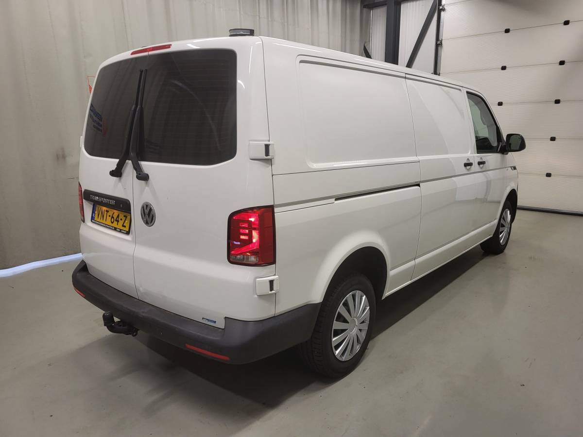 Volkswagen Transporter Volkswagen Transporter 2.0TDI 150pk L2/H1 Automaat Euro 6!