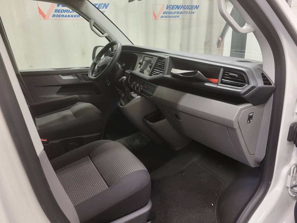 Volkswagen Transporter Volkswagen Transporter 2.0TDI 150pk L2/H1 Automaat Euro 6!