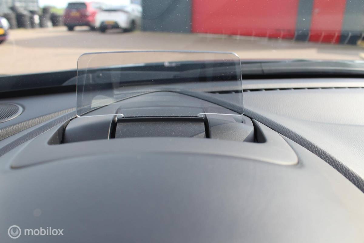 Mazda CX-3 Mazda CX-3 2.0 SkyActiv-G 121 Luxury  HUD/18Inch/Carplay/Camera