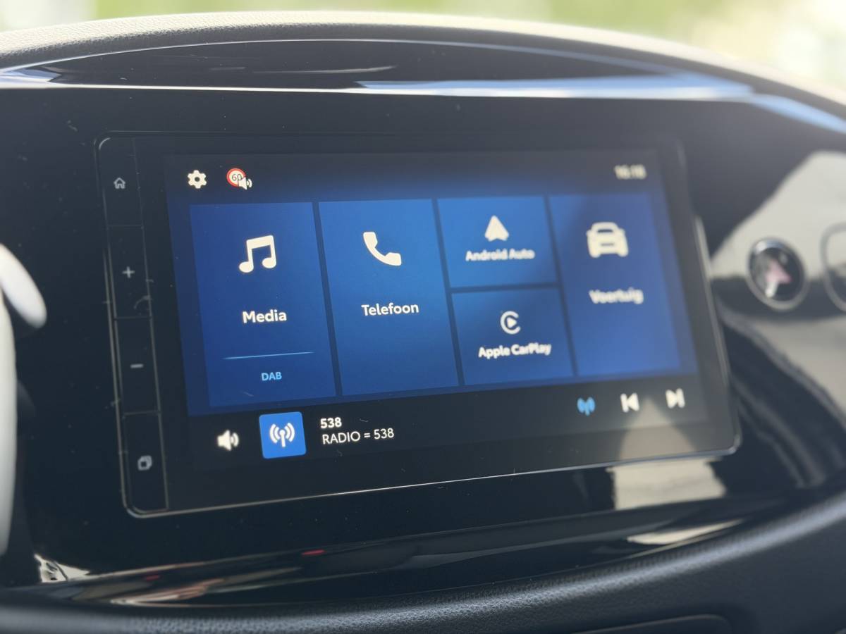 Toyota Aygo Toyota Aygo X Hybrid 115 Play + Go+ Pack Lichtmetalen velgen, Voorstoelen verwarmd, Cruise control, Climate control, Achteruitrijcamera