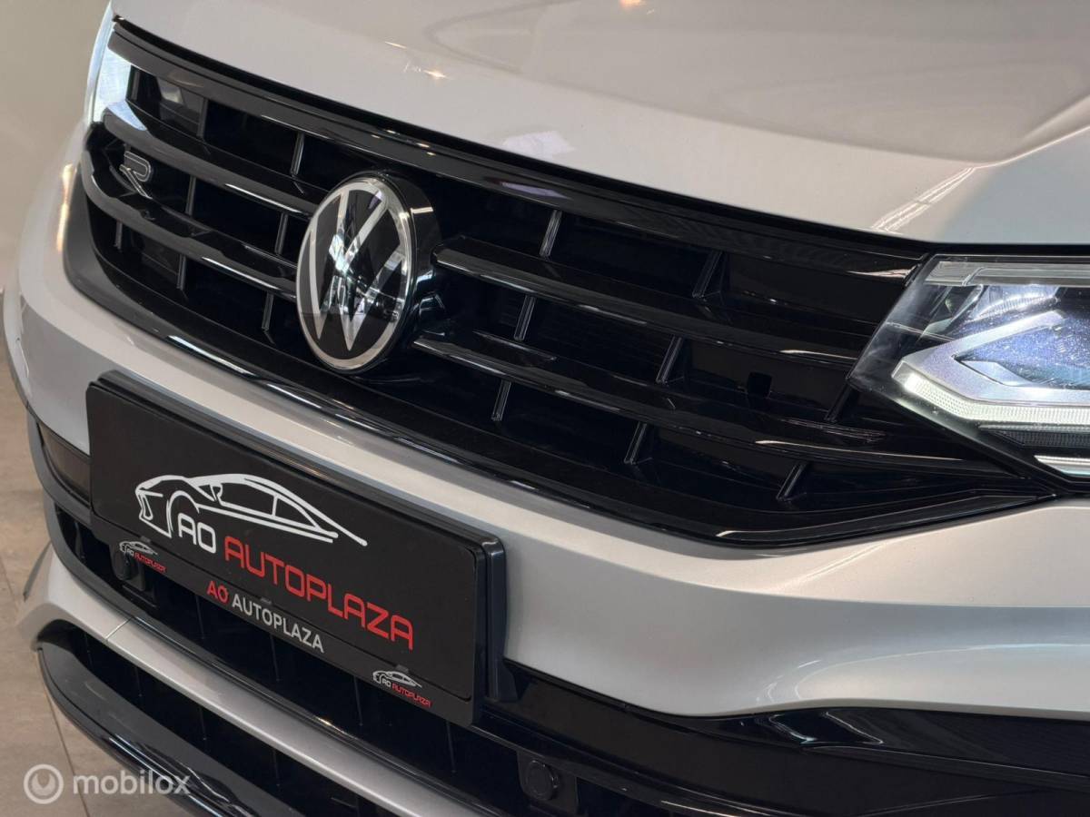 Volkswagen Tiguan Volkswagen Tiguan 1.4 TSI eHybrid R-Line Panorama/Keyless/Blindspot