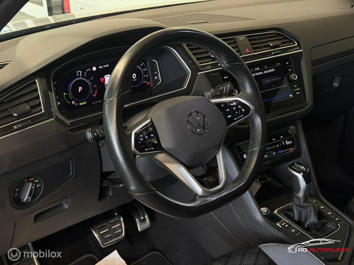 Volkswagen Tiguan Volkswagen Tiguan 1.4 TSI eHybrid R-Line Panorama/Keyless/Blindspot