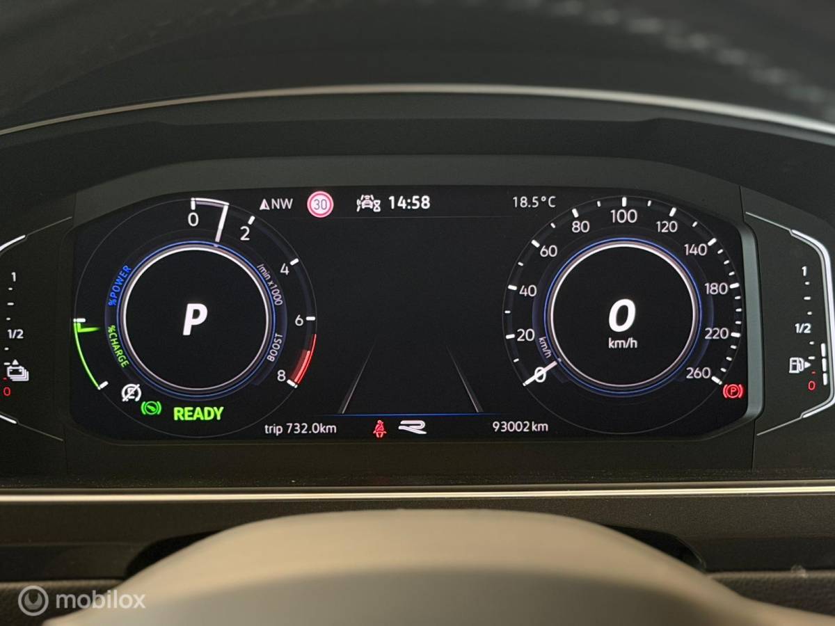 Volkswagen Tiguan Volkswagen Tiguan 1.4 TSI eHybrid R-Line Panorama/Keyless/Blindspot