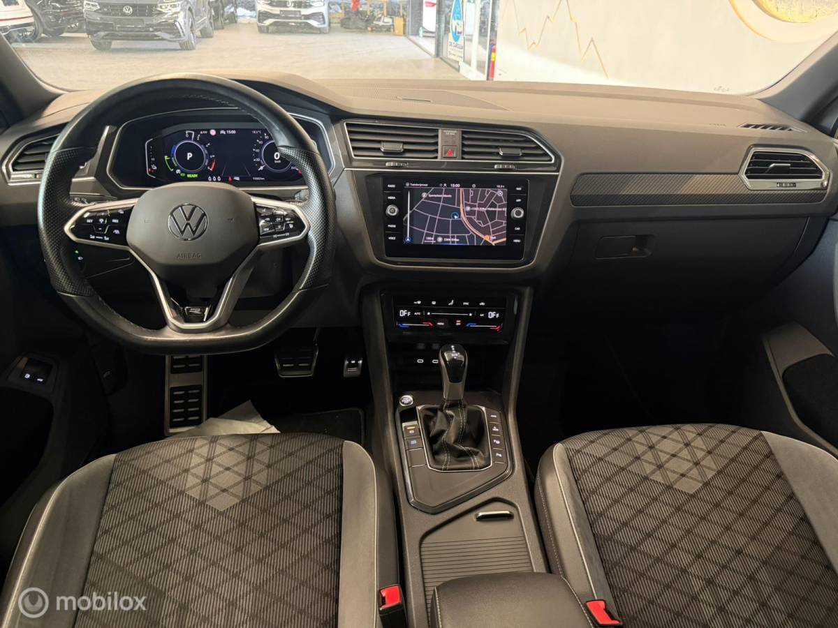 Volkswagen Tiguan Volkswagen Tiguan 1.4 TSI eHybrid R-Line Panorama/Keyless/Blindspot