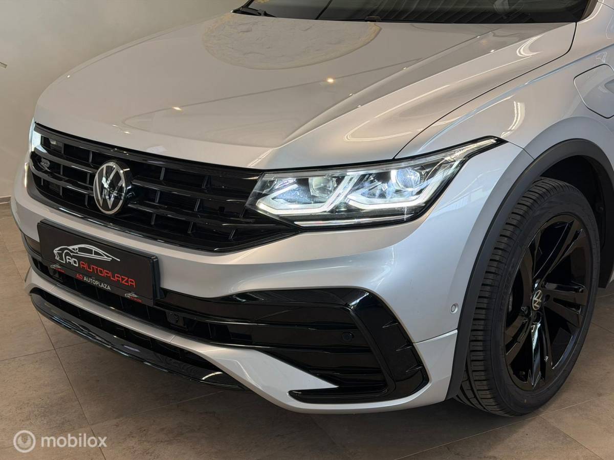 Volkswagen Tiguan Volkswagen Tiguan 1.4 TSI eHybrid R-Line Panorama/Keyless/Blindspot