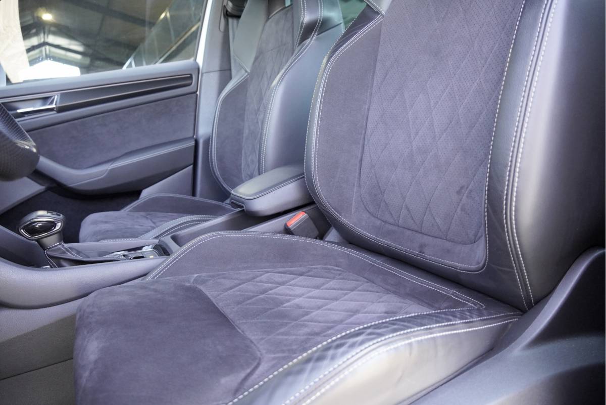 Škoda Kodiaq ŠKODA Kodiaq 1.5 TSI 150PK! Automaat Sportline Business BJ2020 Lmv 20″ | Led V+A | Pdc | Achteruitrijcamera | App-Connect | Navi | Virtual cockpit | Climate control | Cruise control | Elek. Be stoel+Mem | Sportstoelen/Sportstuur | Verwarmde voorstoelen | Zwarte hemel