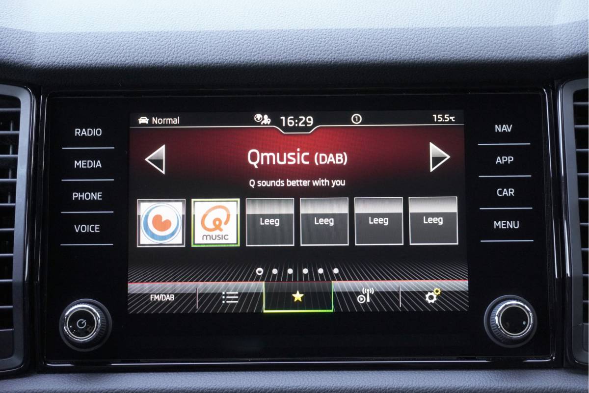 Škoda Kodiaq ŠKODA Kodiaq 1.5 TSI 150PK! Automaat Sportline Business BJ2020 Lmv 20″ | Led V+A | Pdc | Achteruitrijcamera | App-Connect | Navi | Virtual cockpit | Climate control | Cruise control | Elek. Be stoel+Mem | Sportstoelen/Sportstuur | Verwarmde voorstoelen | Zwarte hemel