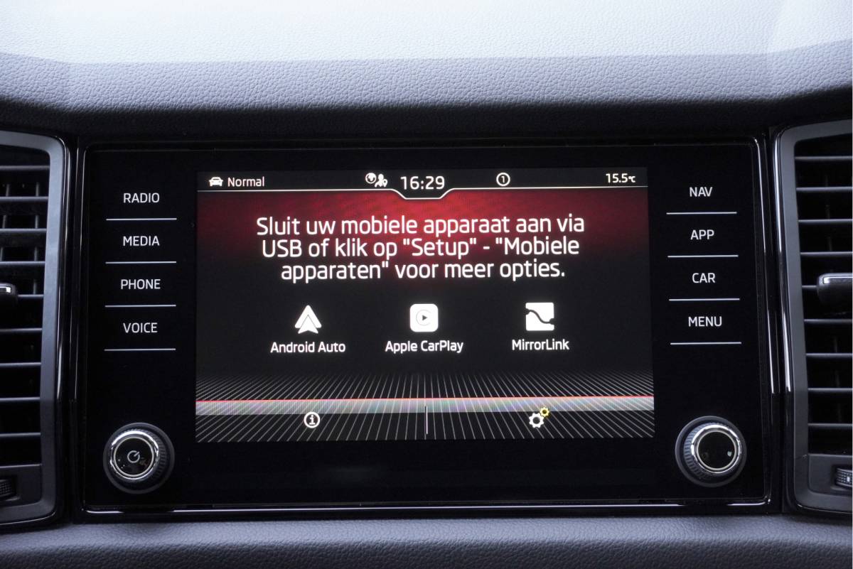 Škoda Kodiaq ŠKODA Kodiaq 1.5 TSI 150PK! Automaat Sportline Business BJ2020 Lmv 20″ | Led V+A | Pdc | Achteruitrijcamera | App-Connect | Navi | Virtual cockpit | Climate control | Cruise control | Elek. Be stoel+Mem | Sportstoelen/Sportstuur | Verwarmde voorstoelen | Zwarte hemel