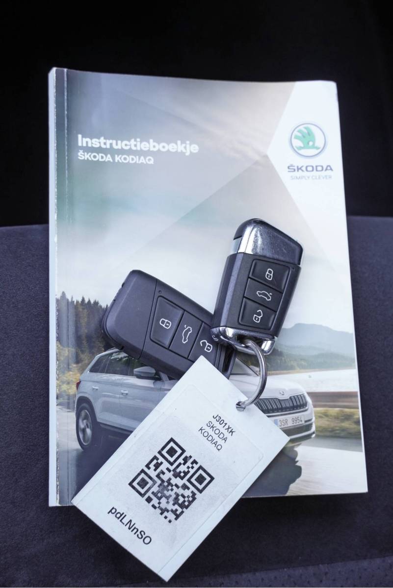 Škoda Kodiaq ŠKODA Kodiaq 1.5 TSI 150PK! Automaat Sportline Business BJ2020 Lmv 20″ | Led V+A | Pdc | Achteruitrijcamera | App-Connect | Navi | Virtual cockpit | Climate control | Cruise control | Elek. Be stoel+Mem | Sportstoelen/Sportstuur | Verwarmde voorstoelen | Zwarte hemel
