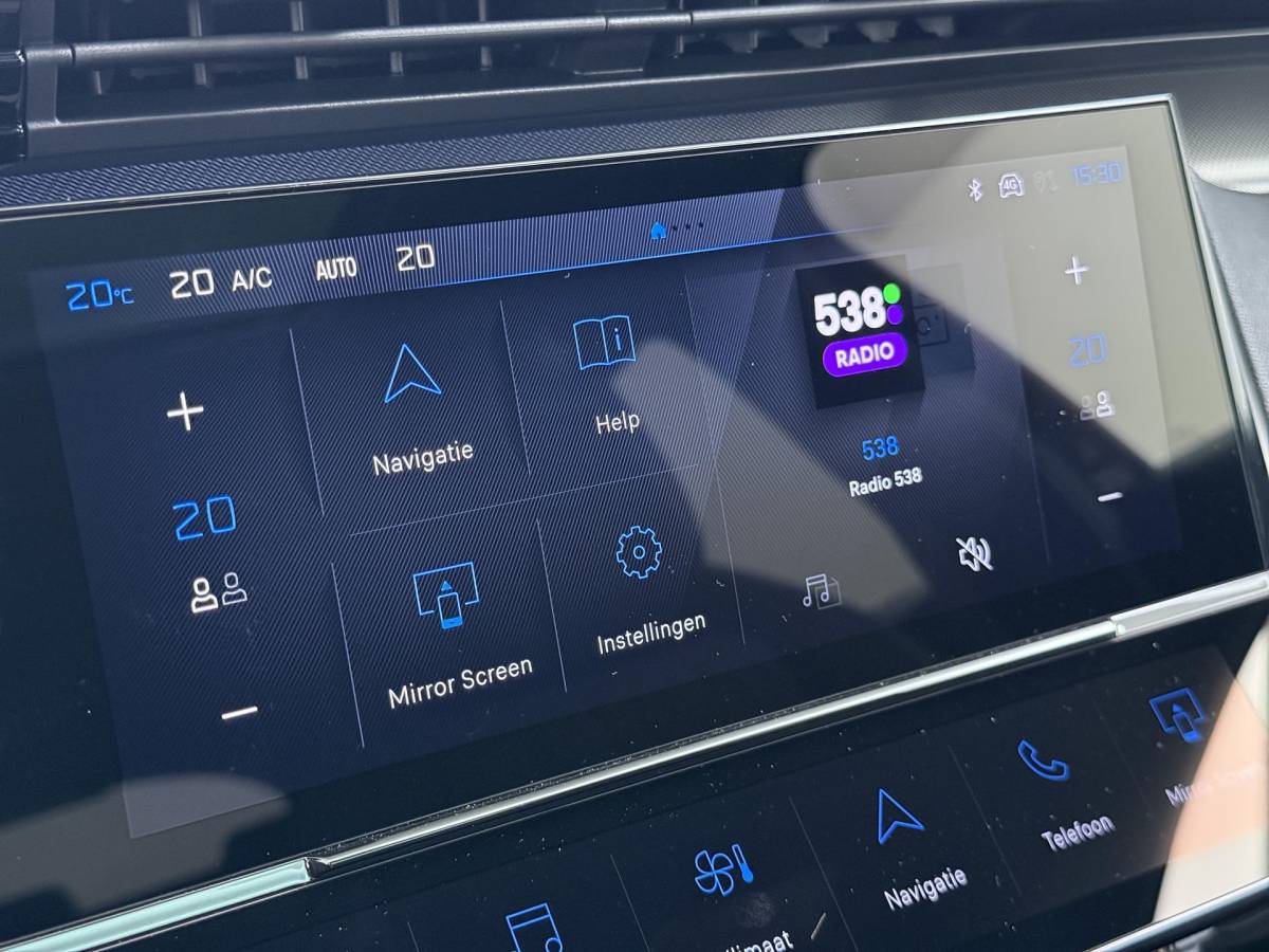 Peugeot 408 Peugeot e-408 GT 58 kWh NIEUWE AUTO 13KM!| FULL OPTION| PANO| FOCAL AUDIO| 360 CAMERA| ELEKTRISCHE ACHTERKLEP| ELEK. STOELEN| STOEL + STUURVERWARMING MET MASSAGE|