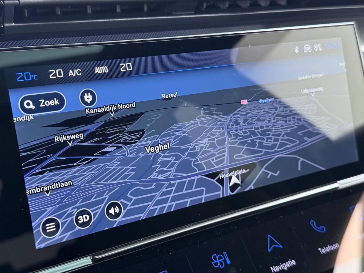 Peugeot 408 Peugeot e-408 GT 58 kWh NIEUWE AUTO 13KM!| FULL OPTION| PANO| FOCAL AUDIO| 360 CAMERA| ELEKTRISCHE ACHTERKLEP| ELEK. STOELEN| STOEL + STUURVERWARMING MET MASSAGE|