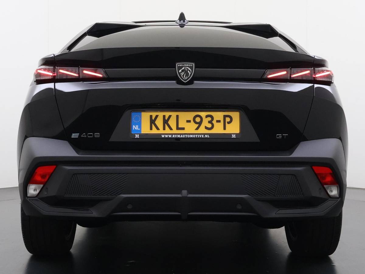 Peugeot 408 Peugeot e-408 GT 58 kWh NIEUWE AUTO 13KM!| FULL OPTION| PANO| FOCAL AUDIO| 360 CAMERA| ELEKTRISCHE ACHTERKLEP| ELEK. STOELEN| STOEL + STUURVERWARMING MET MASSAGE|