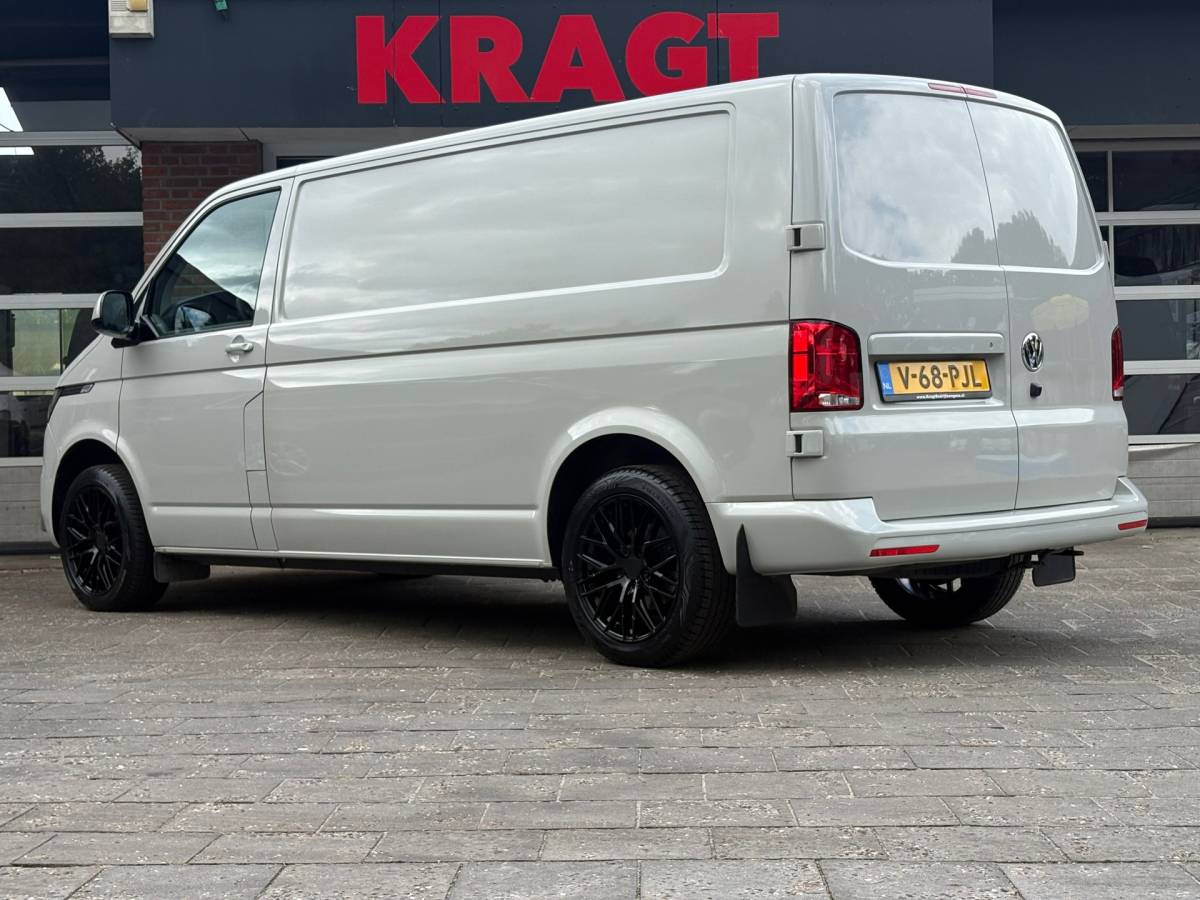 Volkswagen Transporter Volkswagen TRANSPORTER 2.0 TDI L2H1 150PK!|DSG Automaat|cruise control|airco|achteruitrijcamera|apple carplay|drie zitplaatsen