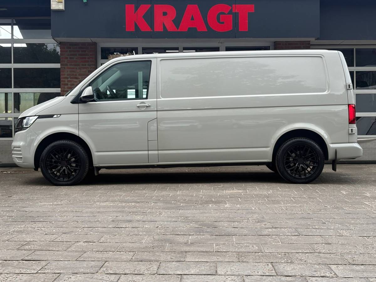 Volkswagen Transporter Volkswagen TRANSPORTER 2.0 TDI L2H1 150PK!|DSG Automaat|cruise control|airco|achteruitrijcamera|apple carplay|drie zitplaatsen