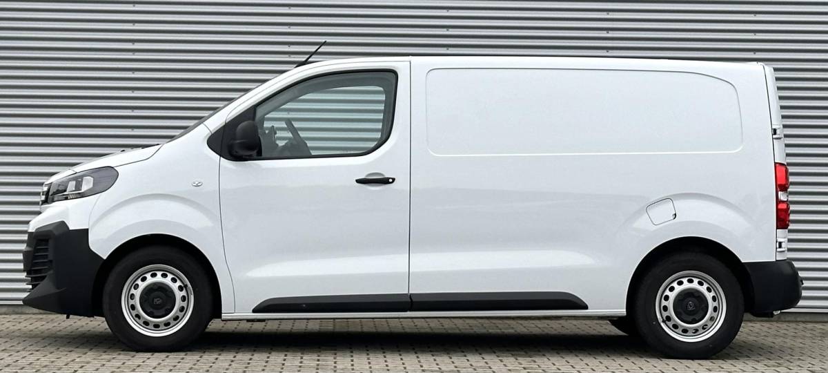 Peugeot Expert Peugeot Expert 2.0 BlueHDi 145 PK L2 Automaat Nieuw model Jumpy / vivaro