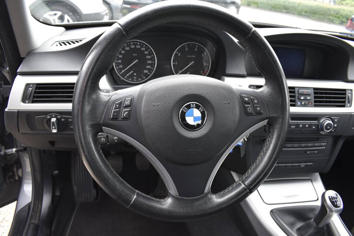 BMW 3 Serie BMW 3-serie 318i Business Line youngtimer