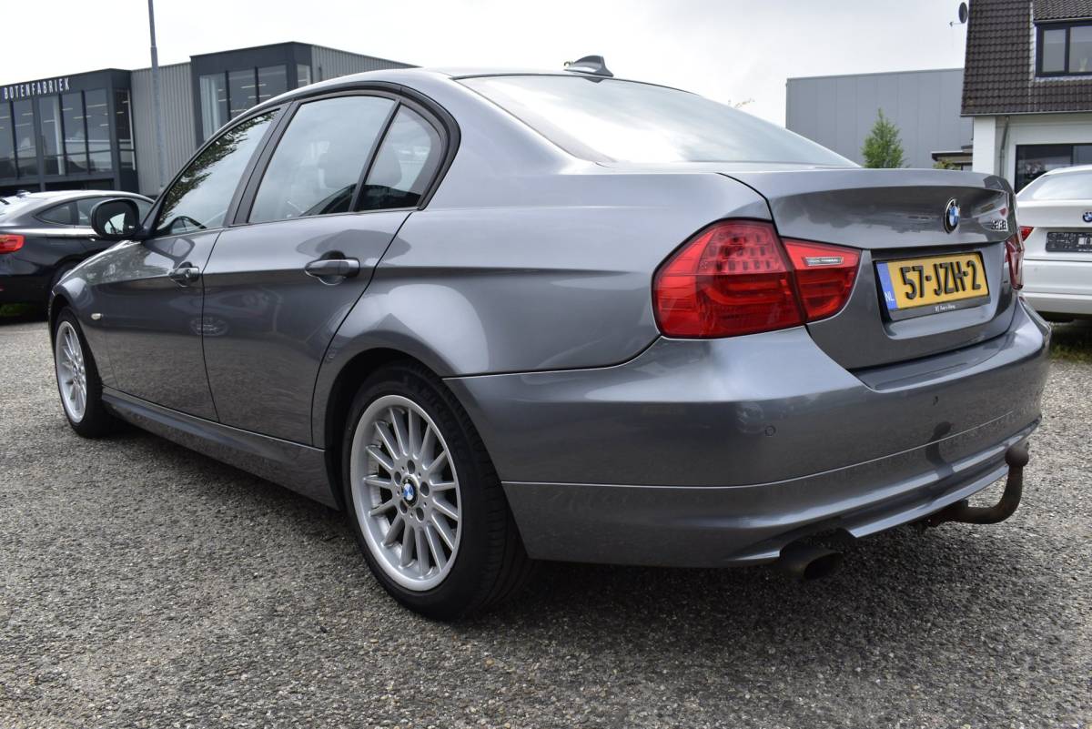 BMW 3 Serie BMW 3-serie 318i Business Line youngtimer