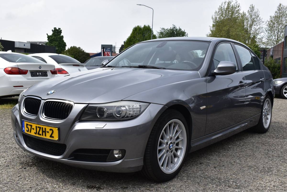 BMW 3 Serie BMW 3-serie 318i Business Line youngtimer