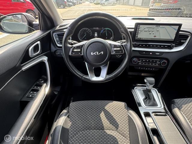 Kia XCeed Kia XCeed 1.6 GDi PHEV DynamicPlusLine Automaat  55 km volledig elect rijden / Hybride , 18 inch velgen , Electr. kofferklep , Lane assist , Dodehoek assistent  , lage km stand ,