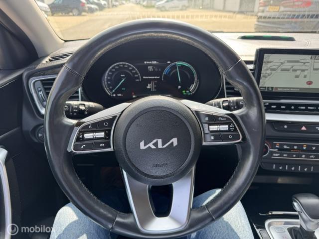 Kia XCeed Kia XCeed 1.6 GDi PHEV DynamicPlusLine Automaat  55 km volledig elect rijden / Hybride , 18 inch velgen , Electr. kofferklep , Lane assist , Dodehoek assistent  , lage km stand ,