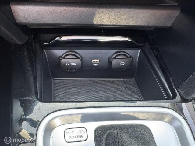 Kia XCeed Kia XCeed 1.6 GDi PHEV DynamicPlusLine Automaat  55 km volledig elect rijden / Hybride , 18 inch velgen , Electr. kofferklep , Lane assist , Dodehoek assistent  , lage km stand ,
