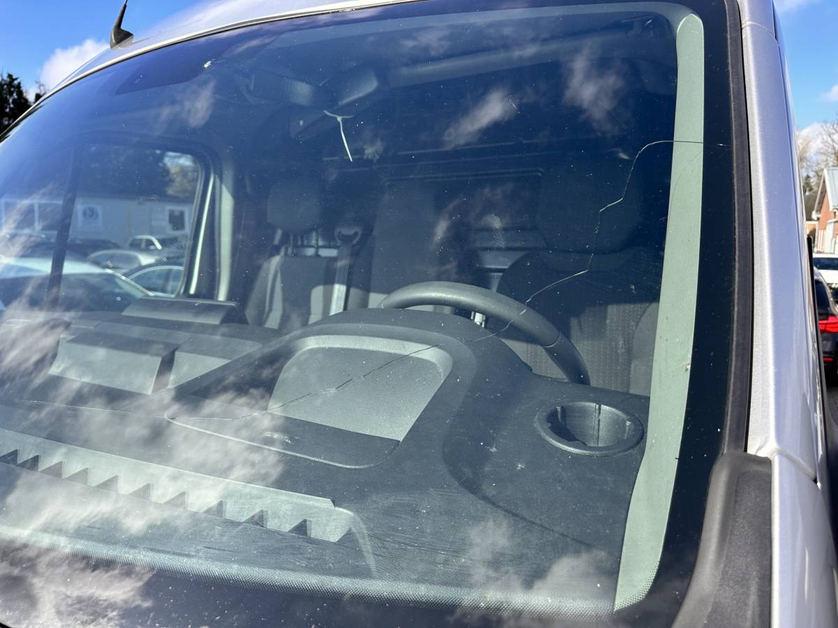 Renault Master Renault Master T35 2.3 dCi 180 L2H2 Energy ( 3-Pers ) *REFRIGERATED | DOUBLE-SLIDINGDOORS | CAMERA | AIRCO | BLINDSPOT | CRUISE | PDC | TOWBAR*