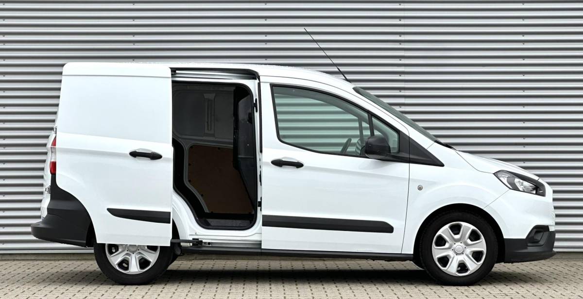 Ford Transit Courier Ford Transit Courier 1.0 Trend Benzine
