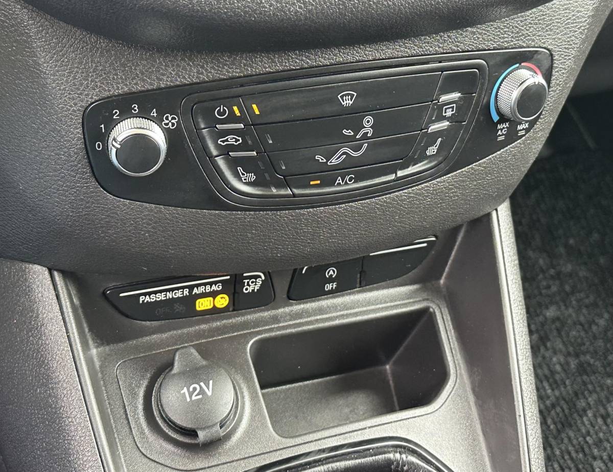Ford Transit Courier Ford Transit Courier 1.0 Trend Benzine