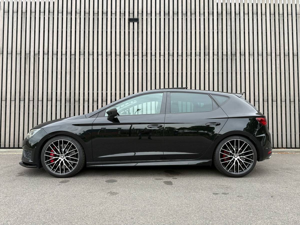 SEAT Leon Seat Leon 2.0 TSI Cupra 380PK /Leer /Pano /Zeer netjes!