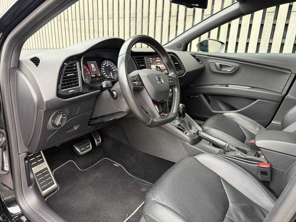SEAT Leon Seat Leon 2.0 TSI Cupra 380PK /Leer /Pano /Zeer netjes!