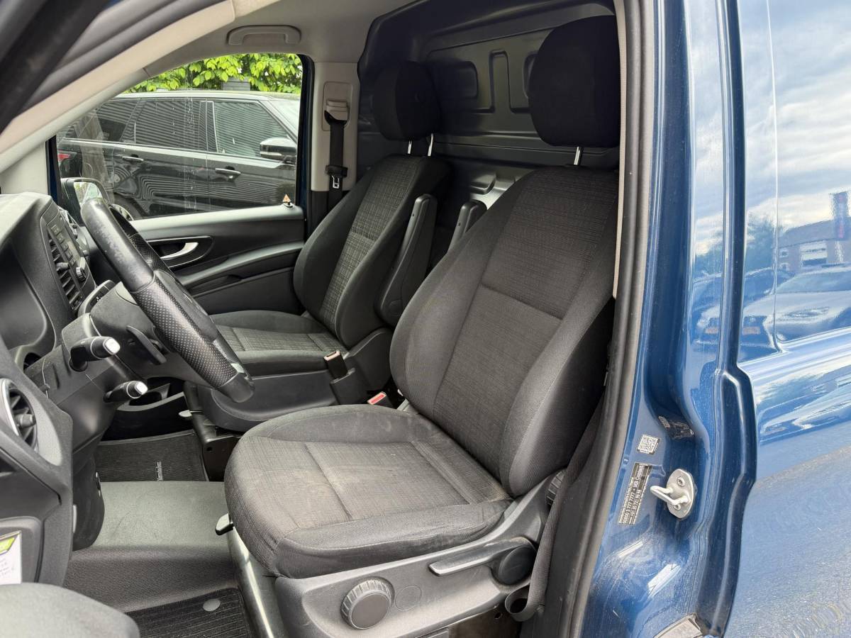Mercedes-Benz Vito Mercedes-Benz Vito 114 CDI Lang | Trekhaak | Cruise Control | Climate Control | Xenon | Lichtmetalen Velgen |