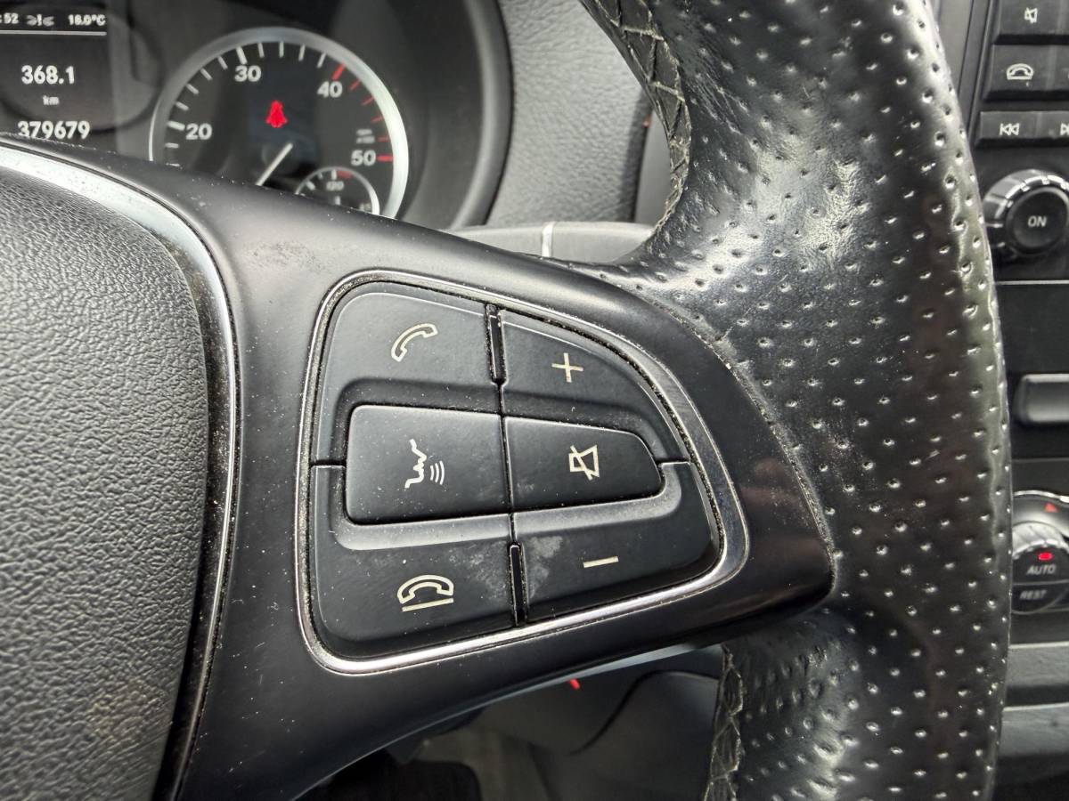 Mercedes-Benz Vito Mercedes-Benz Vito 114 CDI Lang | Trekhaak | Cruise Control | Climate Control | Xenon | Lichtmetalen Velgen |