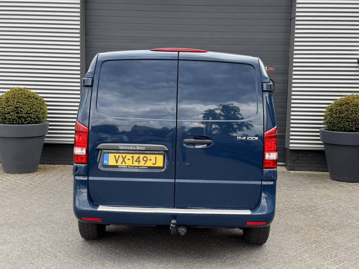 Mercedes-Benz Vito Mercedes-Benz Vito 114 CDI Lang | Trekhaak | Cruise Control | Climate Control | Xenon | Lichtmetalen Velgen |