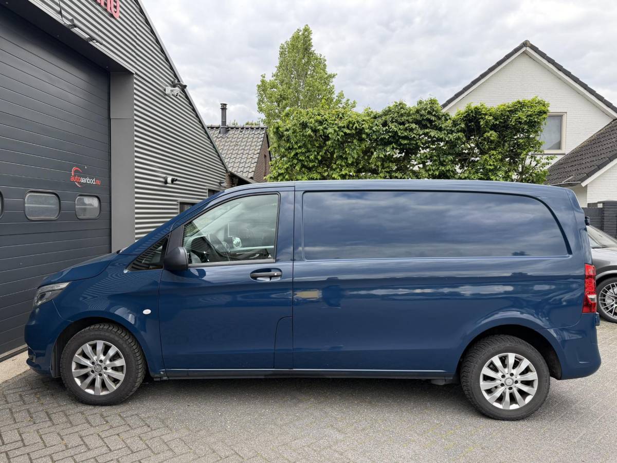 Mercedes-Benz Vito Mercedes-Benz Vito 114 CDI Lang | Trekhaak | Cruise Control | Climate Control | Xenon | Lichtmetalen Velgen |