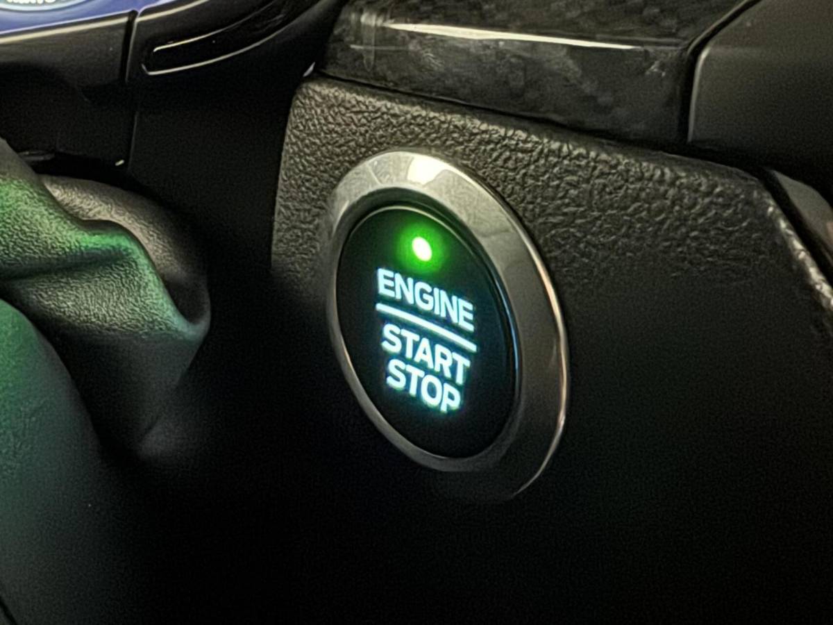 Ford Focus Ford Focus 2.3 EcoBoost ST-3 Pano Camera Recaro Navi Stoelv
