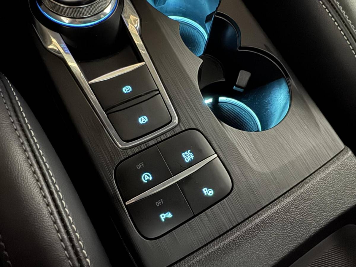 Ford Focus Ford Focus 2.3 EcoBoost ST-3 Pano Camera Recaro Navi Stoelv