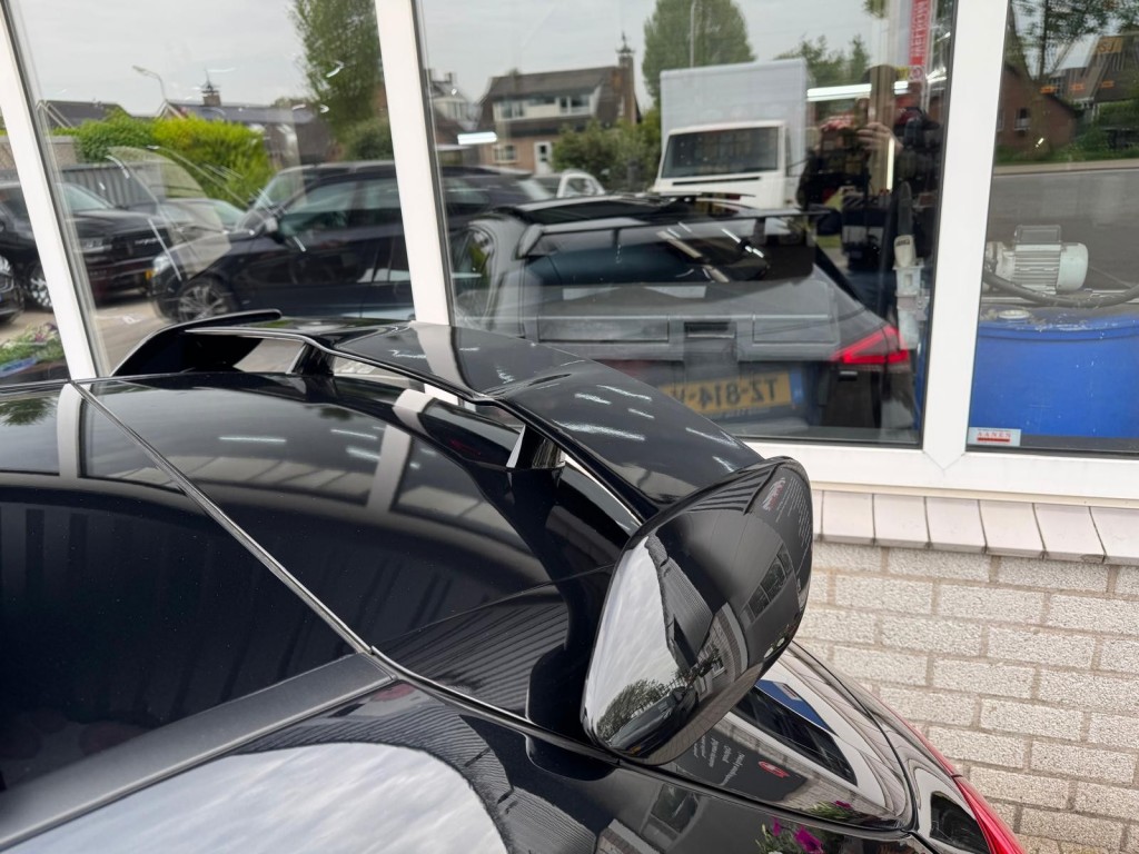 Mercedes-Benz A-Klasse Mercedes-benz A-klasse 200 AMG Aeropakket Panorama Alcantara Camera ACC origineel Nederlands!