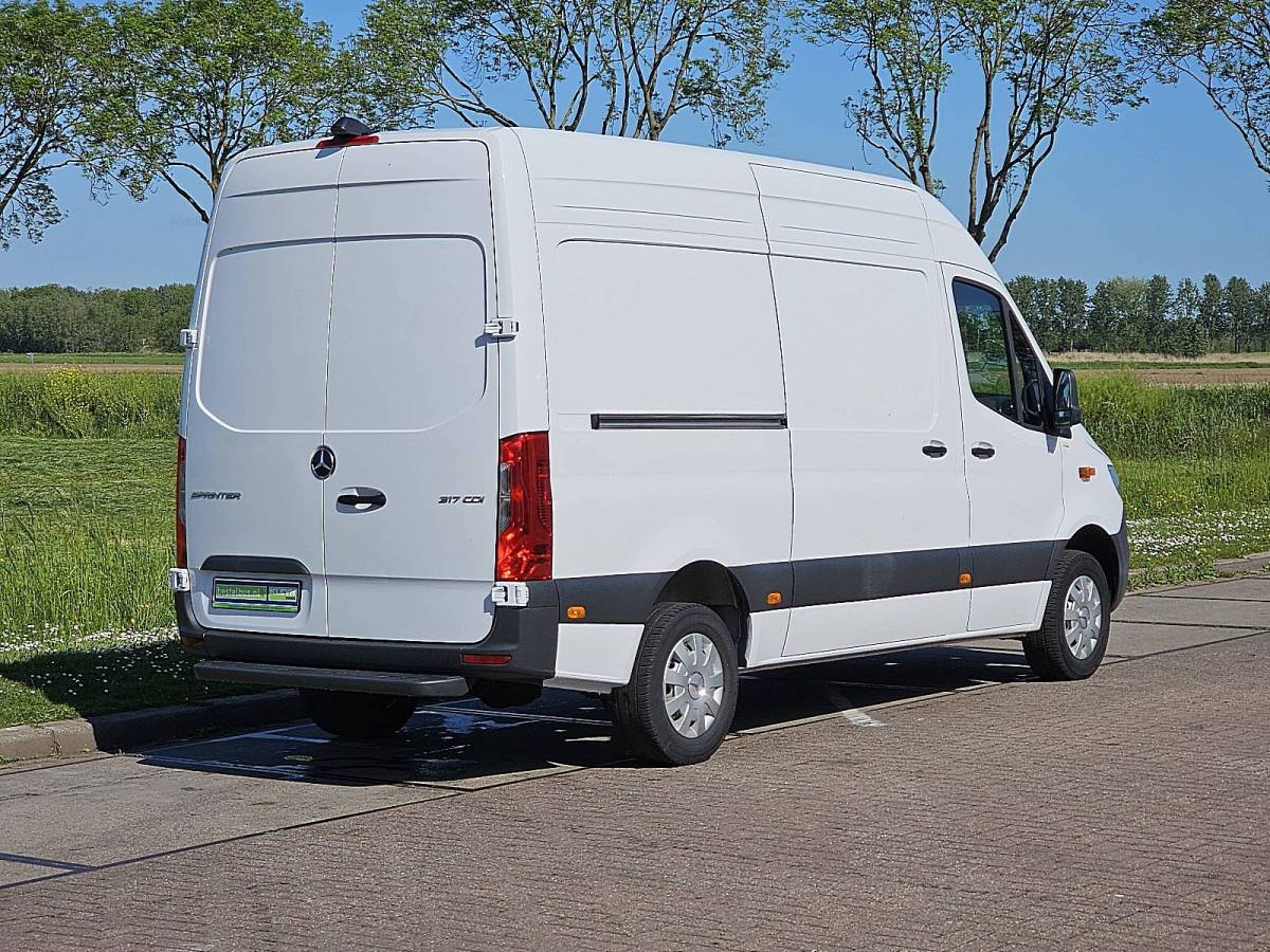 Mercedes-Benz Sprinter MERCEDES-BENZ SPRINTER 317 l2h2 mbux rwd euro6!
