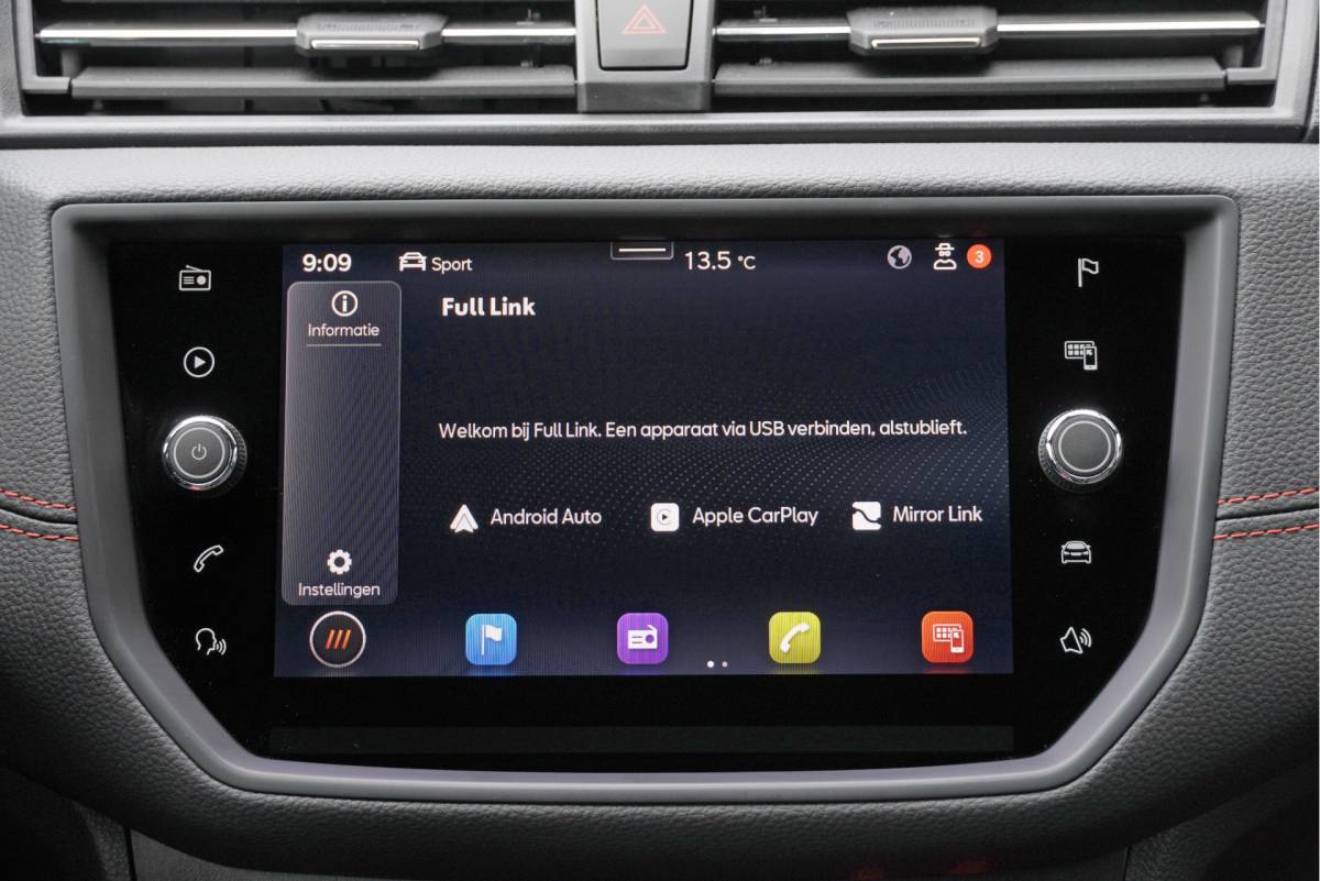 SEAT Ibiza SEAT Ibiza 1.0 TSI 5drs FR Business Intense Plus BJ2020 Lmv 17″ | Led V+A | Pdc | Achteruitrijcamera | App-Connect | Navi | Virtual cockpit | Dashboard verlichting | Climate control | Cruise control | Sportstoelen | Sportstuur | Verwarmde voorstoelen | Zwarte hemel