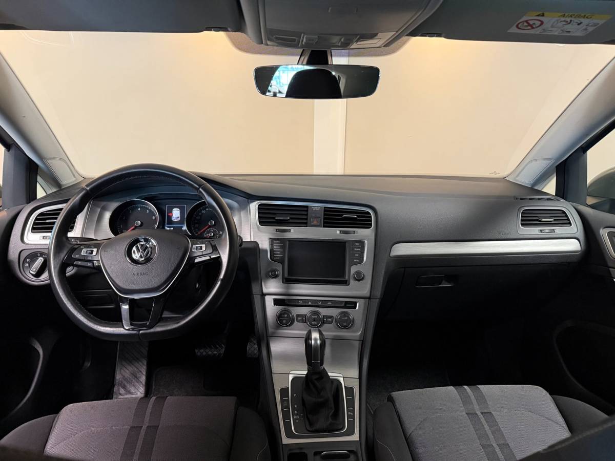 Volkswagen Golf Volkswagen Golf 1.0 TSI Connected Series *Automaat* Carplay|Camera|Navi|Cruise|DAB|PDC|NAP