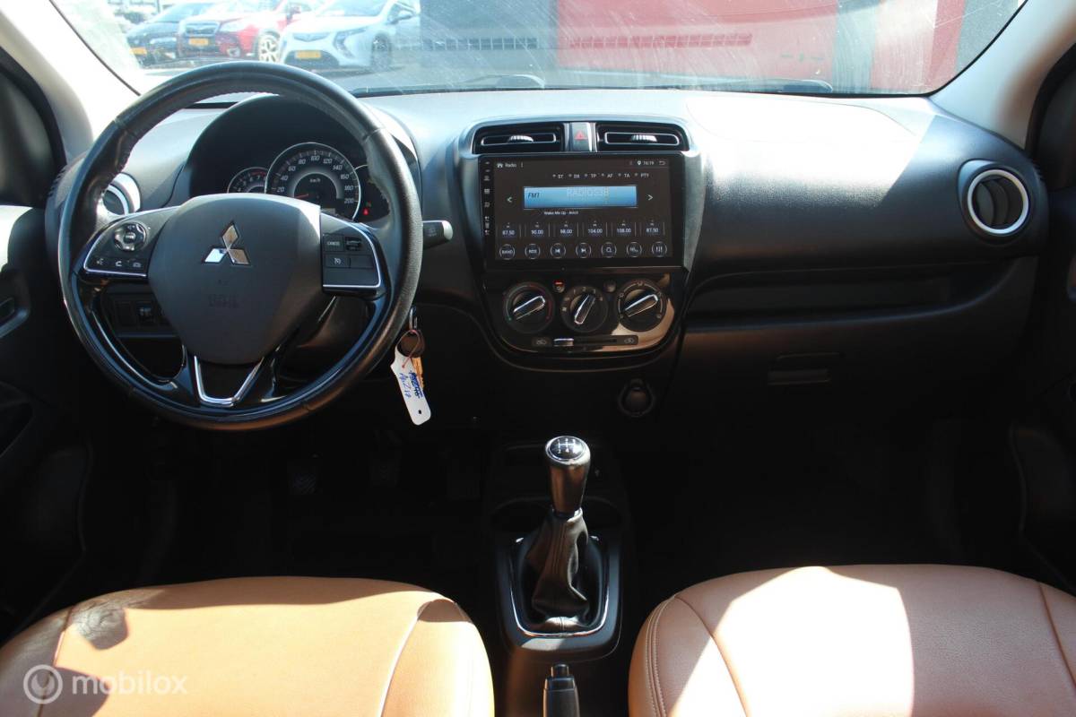 Mitsubishi Space Star Mitsubishi Space Star 1.2 Instyle Leder/Airco/Cruise/Carplay