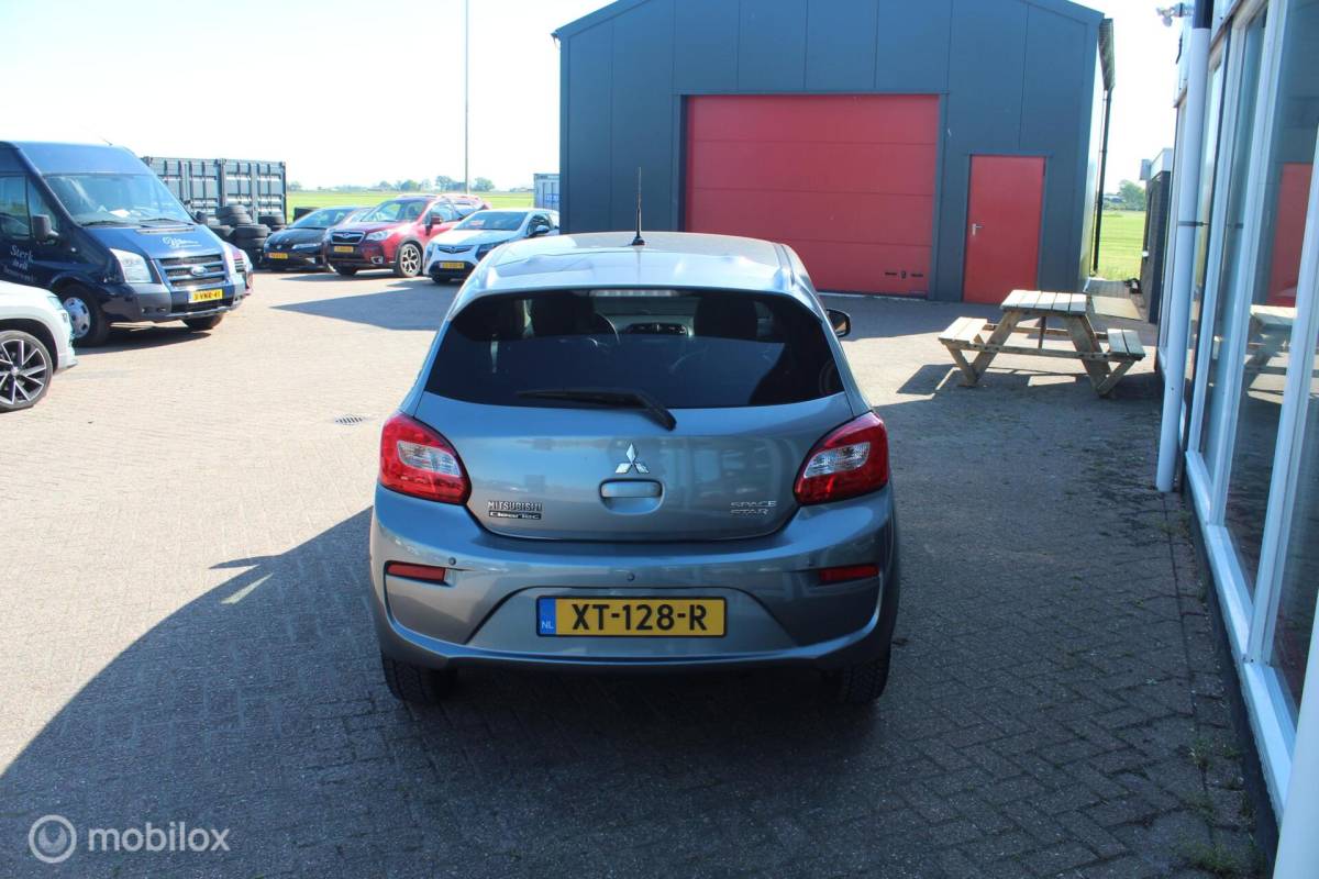 Mitsubishi Space Star Mitsubishi Space Star 1.2 Instyle Leder/Airco/Cruise/Carplay