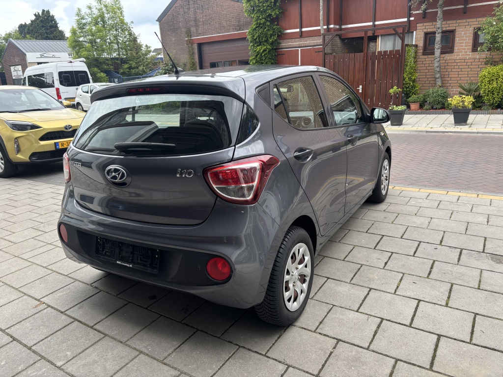 Hyundai i10 Hyundai i10 1.0i i-M. Go! 2017