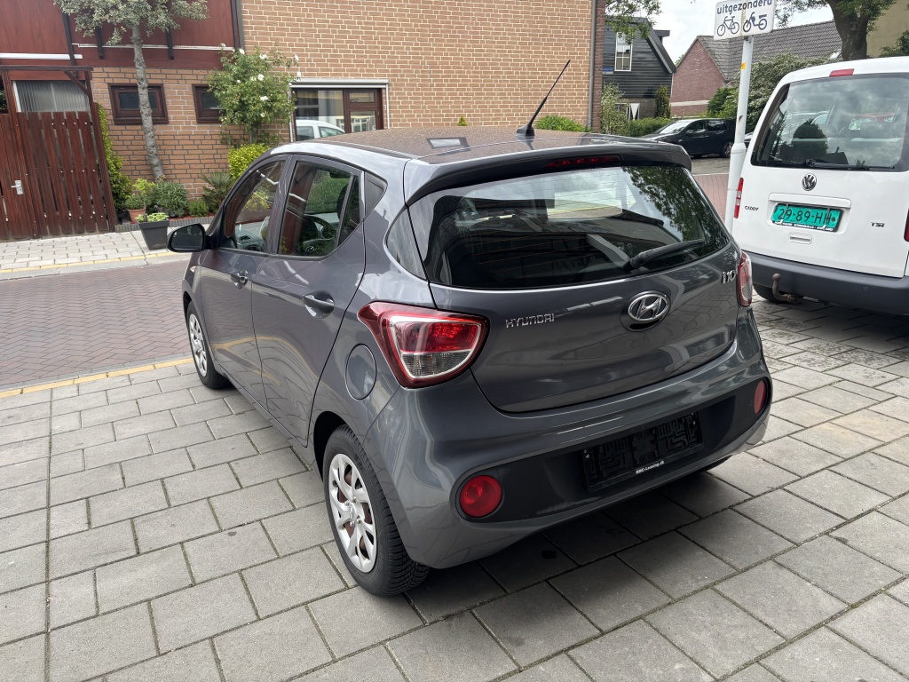 Hyundai i10 Hyundai i10 1.0i i-M. Go! 2017
