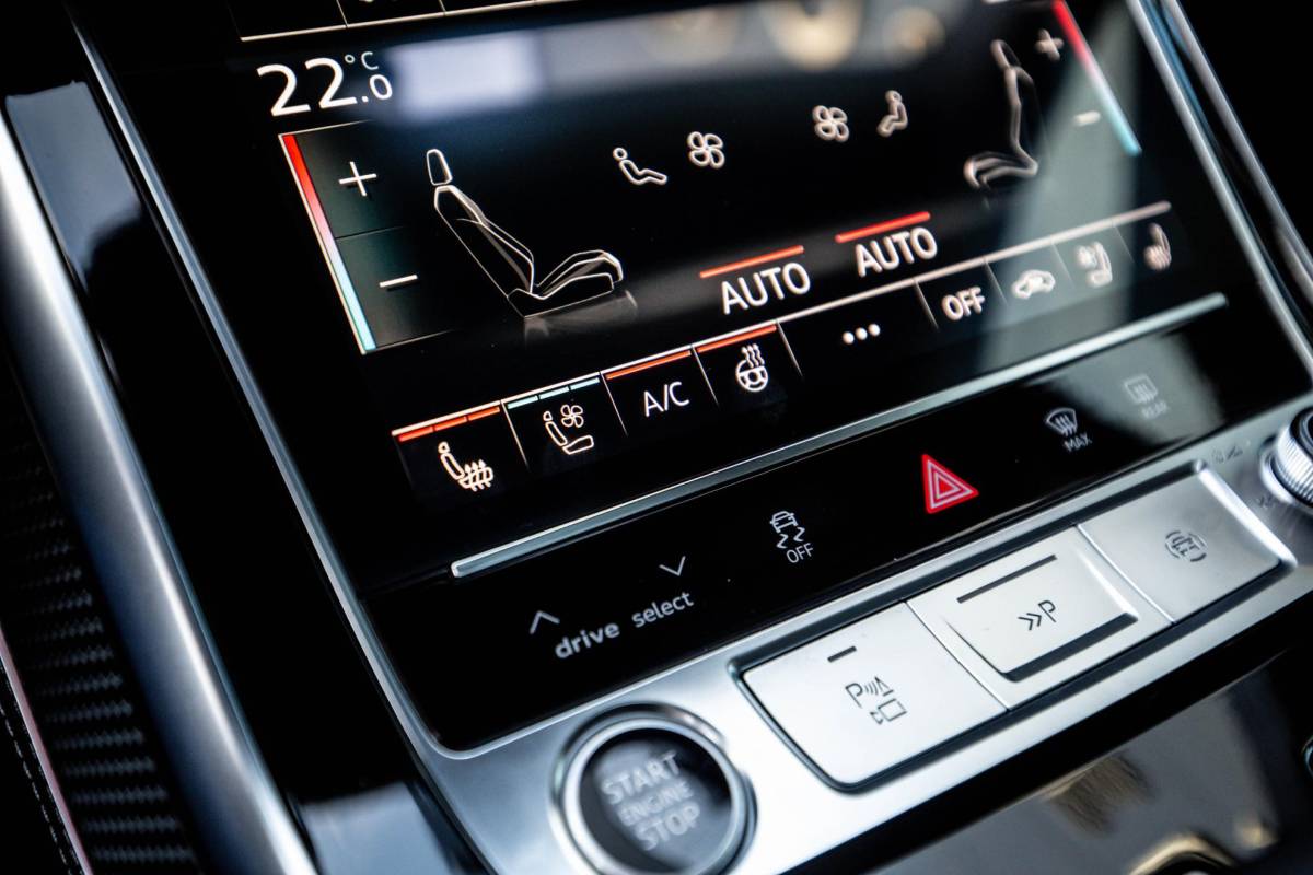 Audi Q8 Audi Q8 60 TFSI e Competition 490pk, Carbon, Full-options 2025